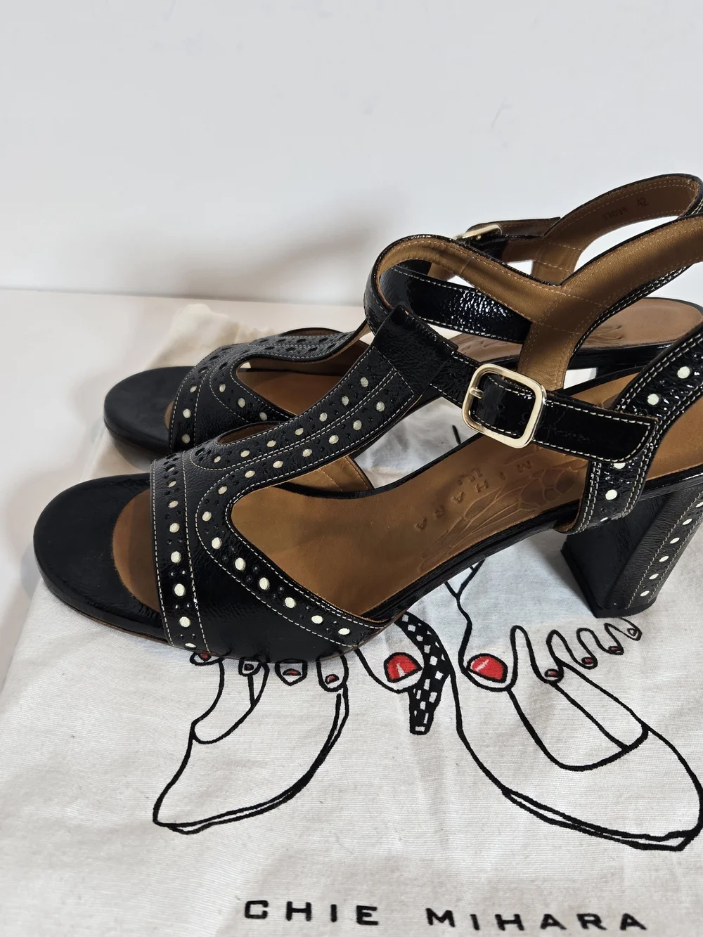 Chie Mihara Black Patent Leather Studded Block Heel Sandals - Picture 4 of 6